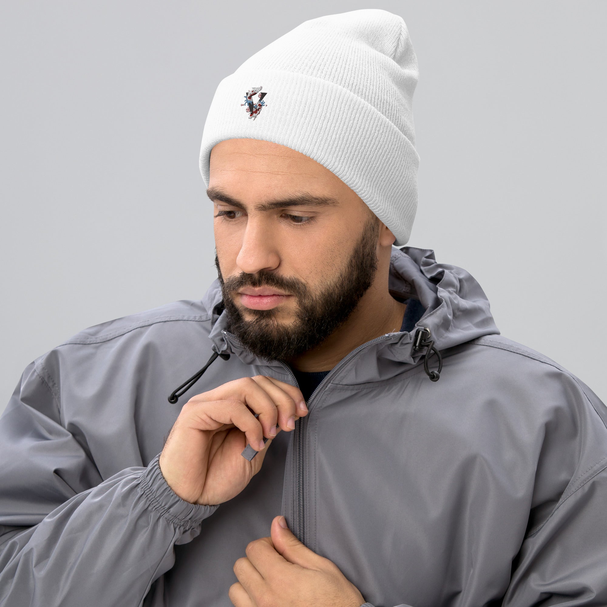 Bonnet blanc à revert broder design koi Japon